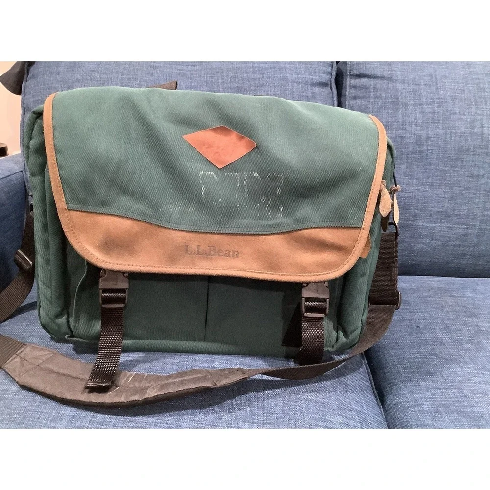 Vintage LL Bean  Green Leather & Canvas Messenger Lap Top Bag Shoulder Travel